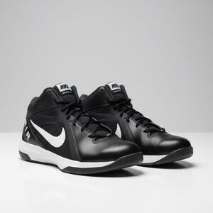 Nike Men's Black and White Athletic Shoes
